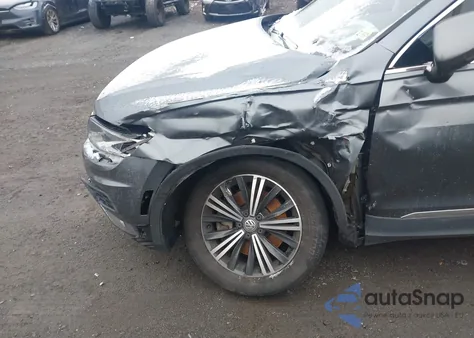 2018 Volkswagen Tiguan 2.0T Se/2.0T Sel from USA, damaged, VIN 3VV2B7AX7JM103696